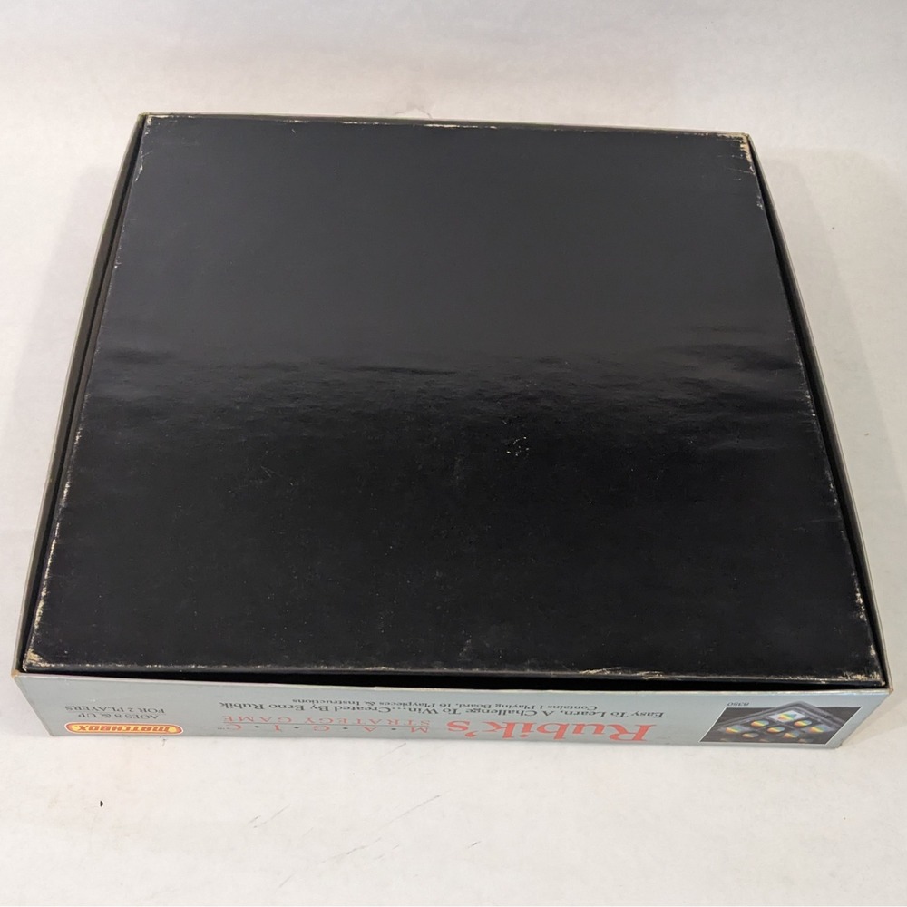 Vtg 1986 Rubik's Magic Strategy Game Matchbox Erno Rubik Complete 8350 Complete - Picture 5 of 8